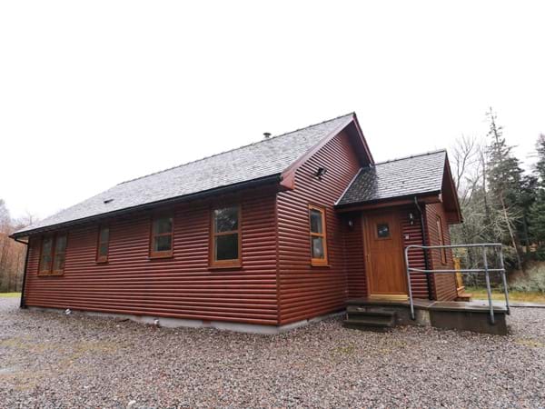 Fersit Log Cottage