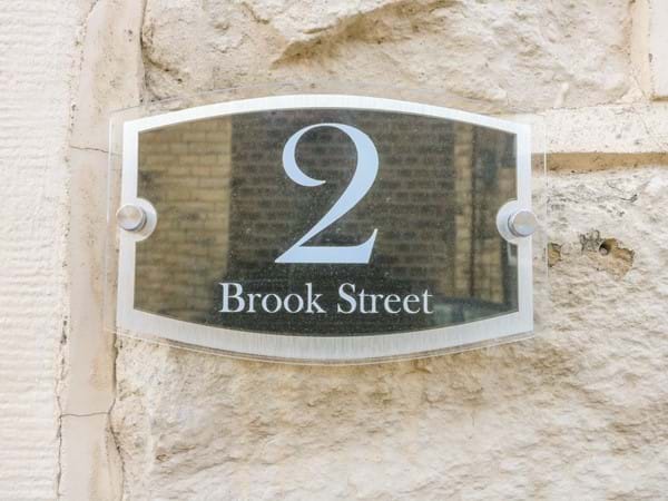 2 Brook Street