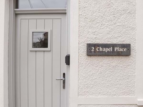 2 Chapel Place