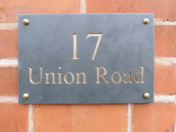 17 Union Road House