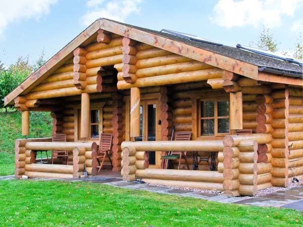 Cedar Log Cabin, Brynallt Country Park