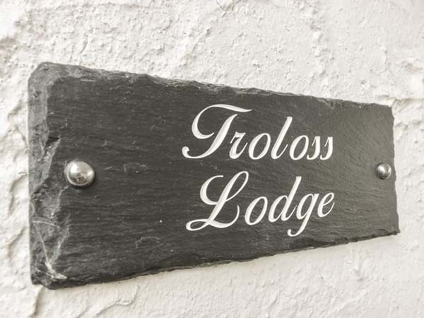 Troloss Lodge