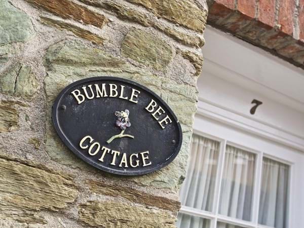 Bumblebee Cottage